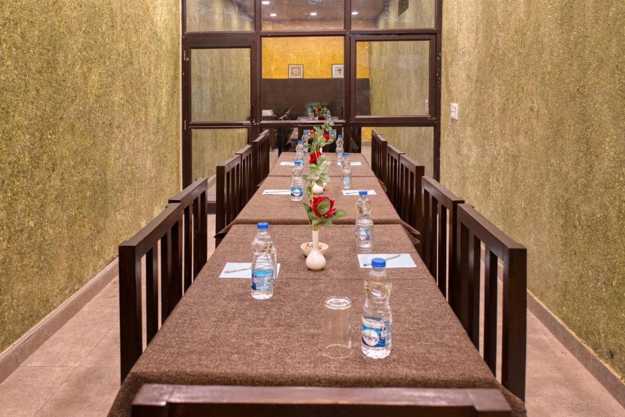 The Walnut Creek Hotel Bhimtal Exterior photo